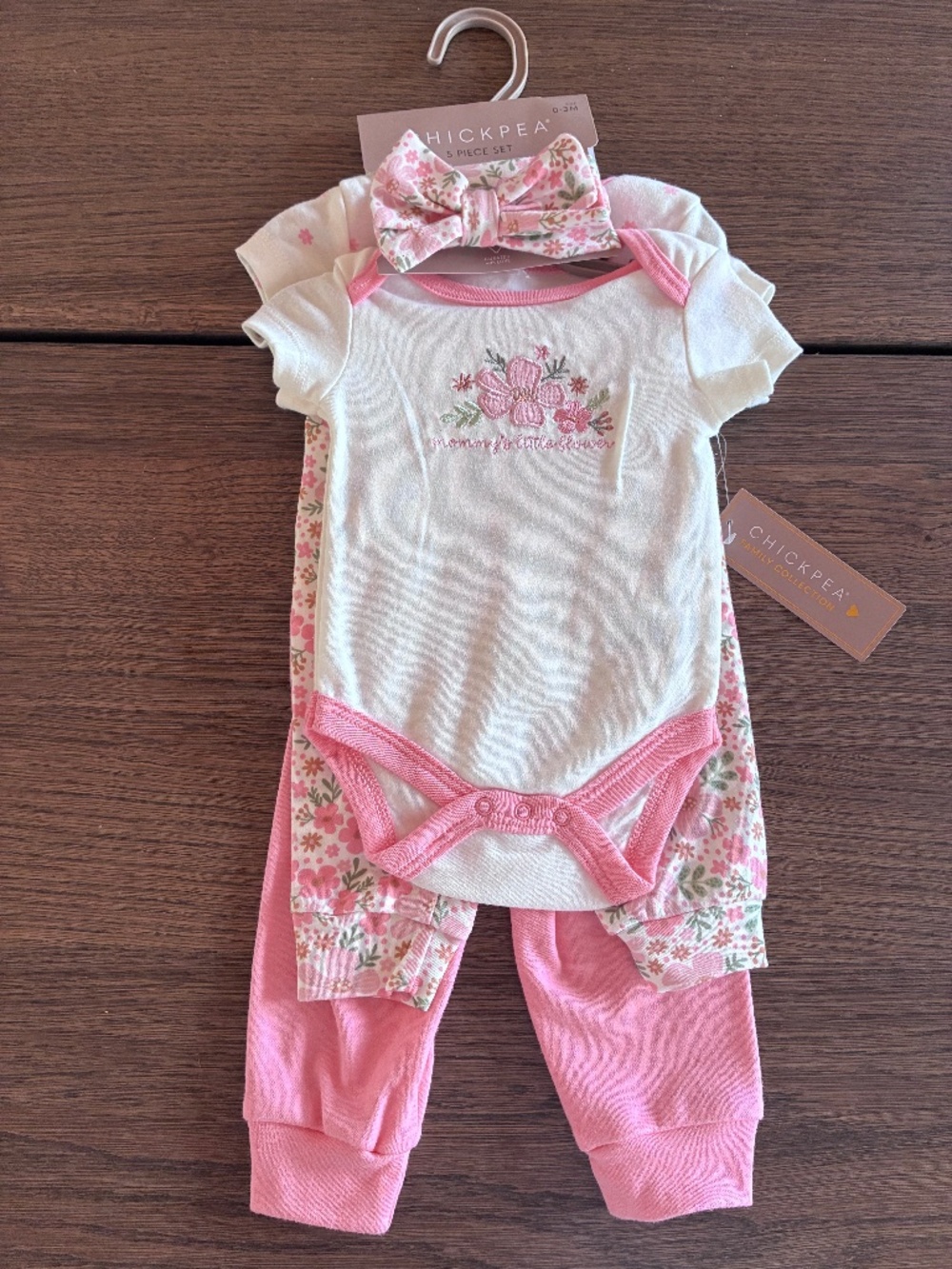 NWT Chickpea Baby Girl 5-Piece Floral Outfit Set 0ā3M